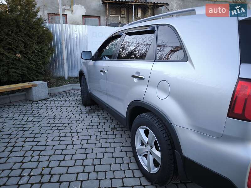 Внедорожник / Кроссовер Kia Sorento 2013 в Ивано-Франковске
