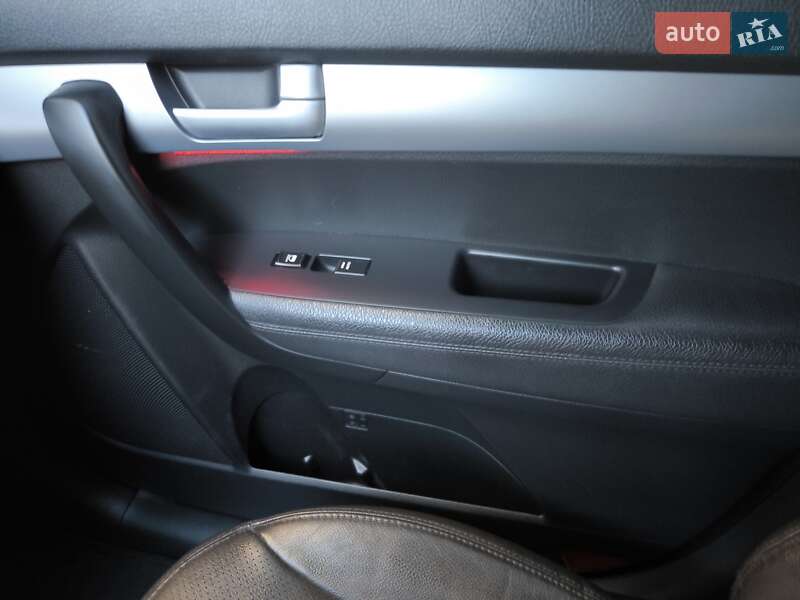 Внедорожник / Кроссовер Kia Sorento 2013 в Ивано-Франковске