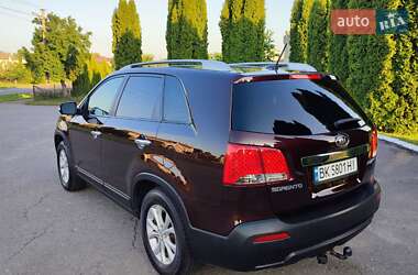 Позашляховик / Кросовер Kia Sorento 2010 в Дубні