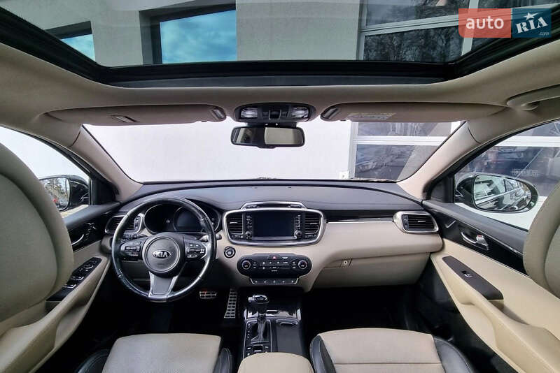 Внедорожник / Кроссовер Kia Sorento 2017 в Тернополе