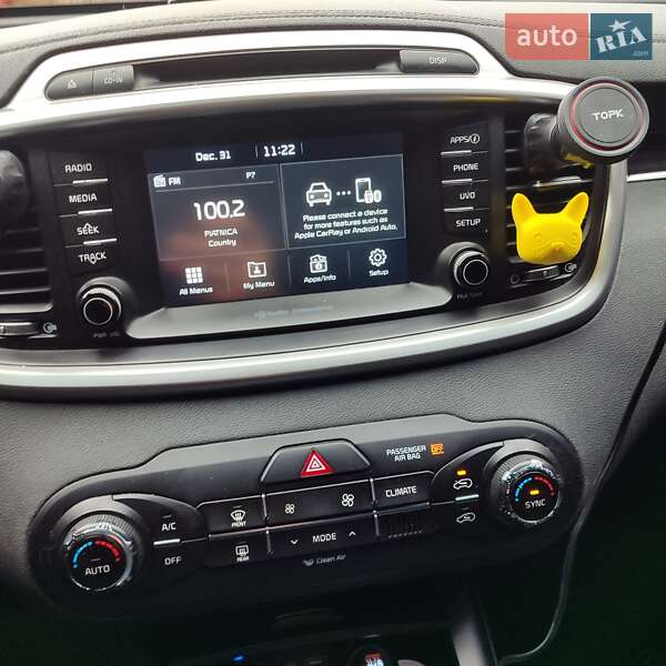 Позашляховик / Кросовер Kia Sorento 2017 в Черкасах