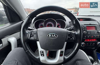 Позашляховик / Кросовер Kia Sorento 2011 в Коломиї