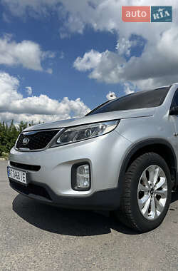 Позашляховик / Кросовер Kia Sorento 2012 в Івано-Франківську