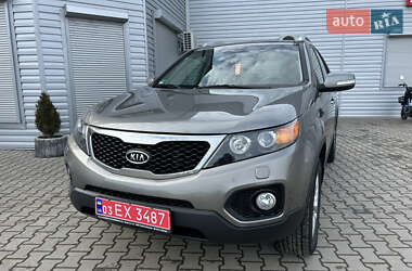 Позашляховик / Кросовер Kia Sorento 2011 в Новоселиці