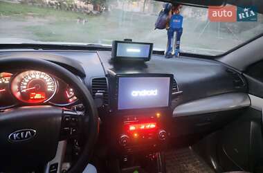 Внедорожник / Кроссовер Kia Sorento 2011 в 