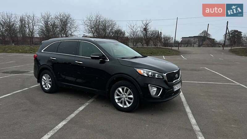 Позашляховик / Кросовер Kia Sorento 2016 в Луцьку