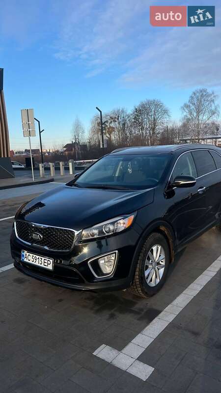 Позашляховик / Кросовер Kia Sorento 2016 в Луцьку