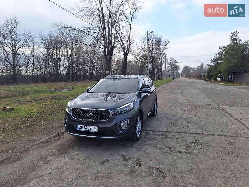 Позашляховик / Кросовер Kia Sorento 2015 в Кривому Розі