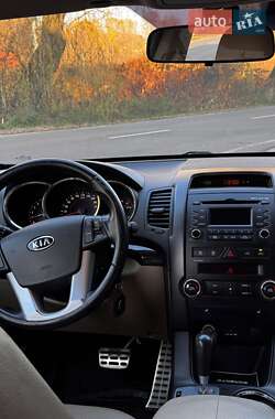 Внедорожник / Кроссовер Kia Sorento 2010 в 
