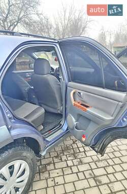 Позашляховик / Кросовер Kia Sorento 2002 в 