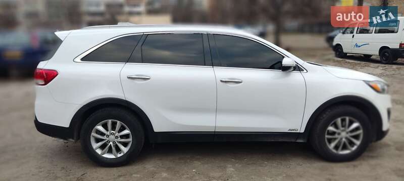 Внедорожник / Кроссовер Kia Sorento 2015 в Киеве