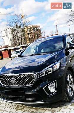 Позашляховик / Кросовер Kia Sorento 2015 в 