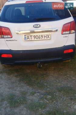 Позашляховик / Кросовер Kia Sorento 2009 в 