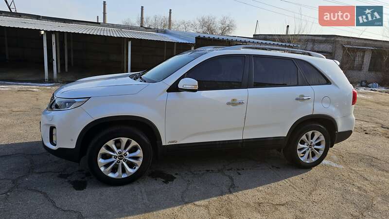 Внедорожник / Кроссовер Kia Sorento 2012 в Днепре