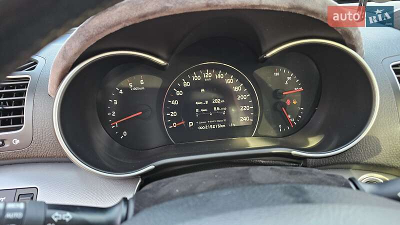 Внедорожник / Кроссовер Kia Sorento 2012 в Днепре