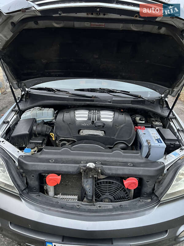Позашляховик / Кросовер Kia Sorento 2004 в Києві
