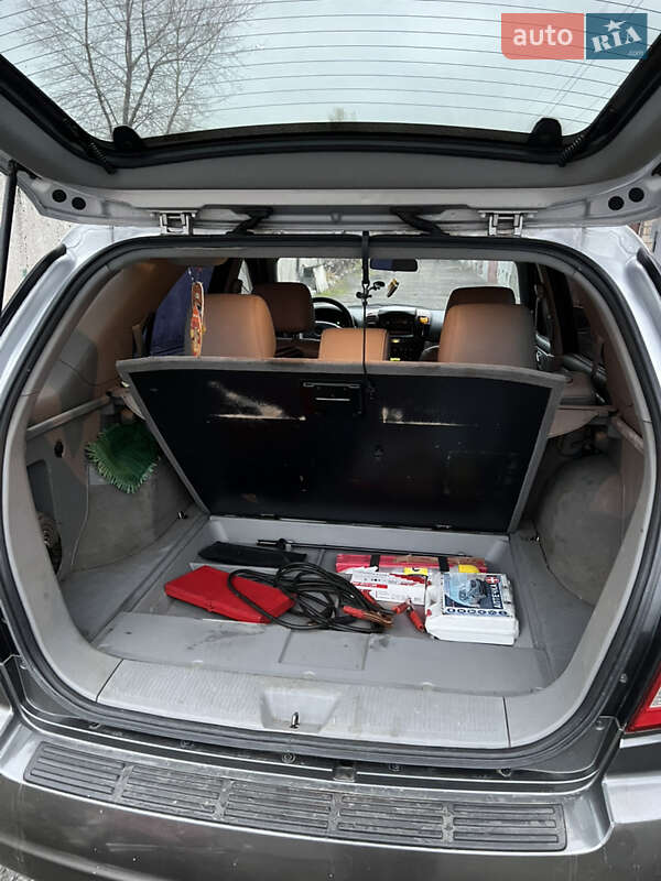 Позашляховик / Кросовер Kia Sorento 2004 в Києві