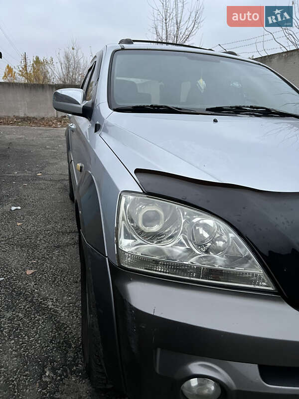 Позашляховик / Кросовер Kia Sorento 2004 в Києві