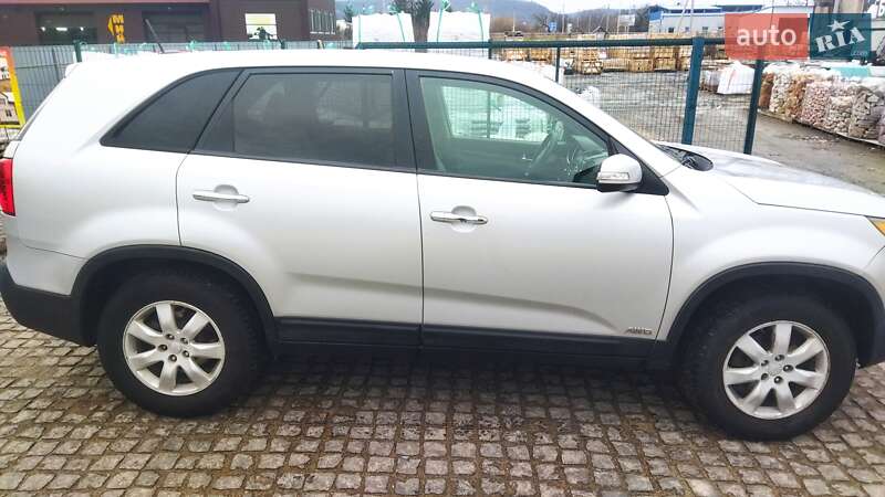 Внедорожник / Кроссовер Kia Sorento 2011 в Кременце