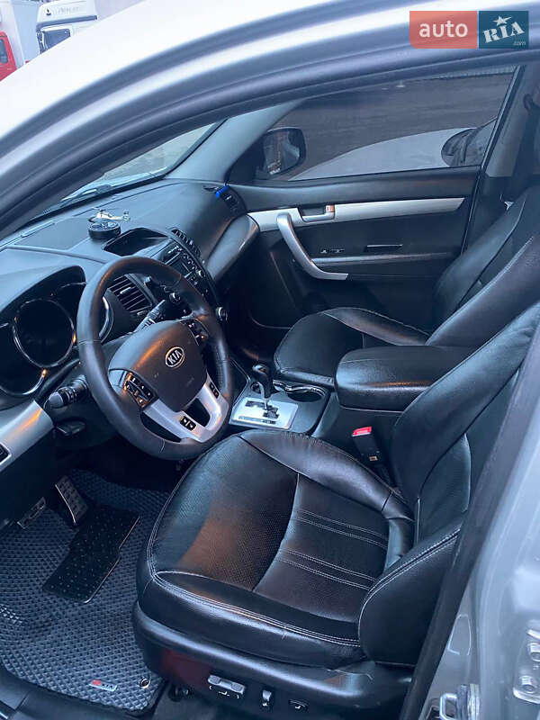 Внедорожник / Кроссовер Kia Sorento 2012 в Киеве