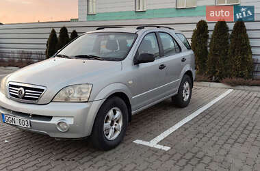 Внедорожник / Кроссовер Kia Sorento 2003 в 