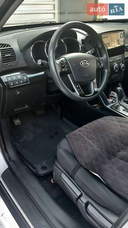 Внедорожник / Кроссовер Kia Sorento 2010 в Харькове