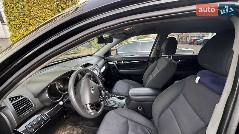 Внедорожник / Кроссовер Kia Sorento 2011 в Кролевце