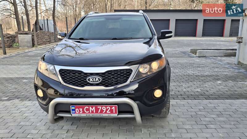 Внедорожник / Кроссовер Kia Sorento 2011 в Борщеве