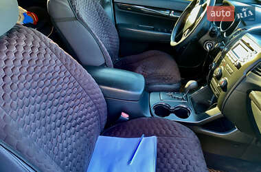 Внедорожник / Кроссовер Kia Sorento 2010 в 