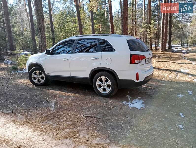 Позашляховик / Кросовер Kia Sorento 2013 в Житомирі