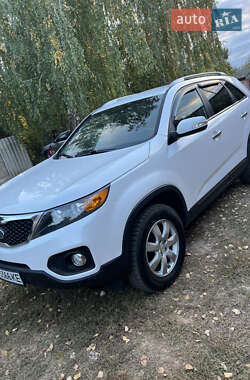 Внедорожник / Кроссовер Kia Sorento 2011 в Харькове