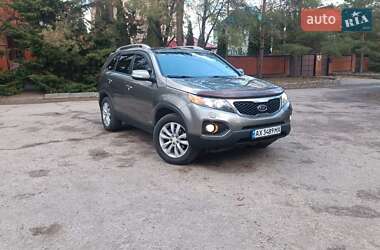 Внедорожник / Кроссовер Kia Sorento 2010 в Харькове