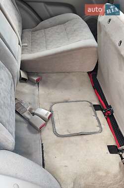 Внедорожник / Кроссовер Kia Sorento 2003 в 