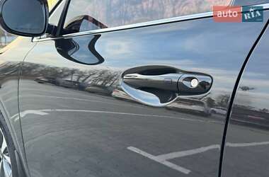 Позашляховик / Кросовер Kia Sorento 2019 в 