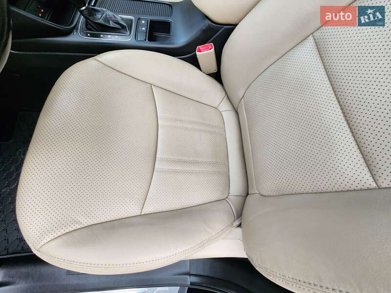 Позашляховик / Кросовер Kia Sorento 2015 в Івано-Франківську