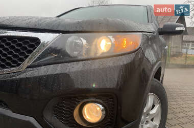 Внедорожник / Кроссовер Kia Sorento 2011 в Надворной