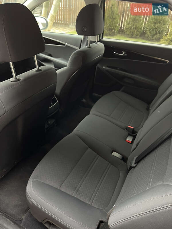 Внедорожник / Кроссовер Kia Sorento 2019 в Павлограде фото 14 Внедорожник / Кроссовер Kia Sorento 2019 в Павлограде