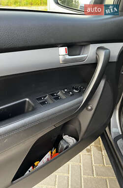 Внедорожник / Кроссовер Kia Sorento 2013 в 