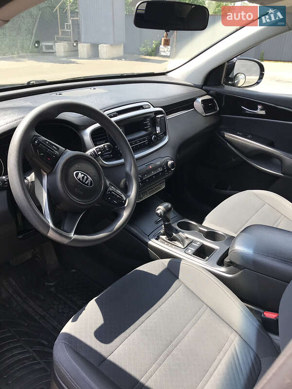 Позашляховик / Кросовер Kia Sorento 2015 в Одесі