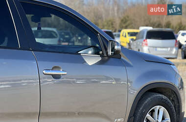 Внедорожник / Кроссовер Kia Sorento 2013 в 