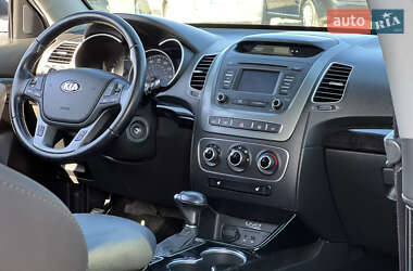 Внедорожник / Кроссовер Kia Sorento 2013 в 