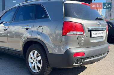 Внедорожник / Кроссовер Kia Sorento 2011 в 