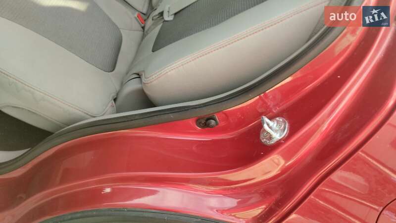 Внедорожник / Кроссовер Kia Sorento 2010 в Киеве фото 22 Внедорожник / Кроссовер Kia Sorento 2010 в Киеве