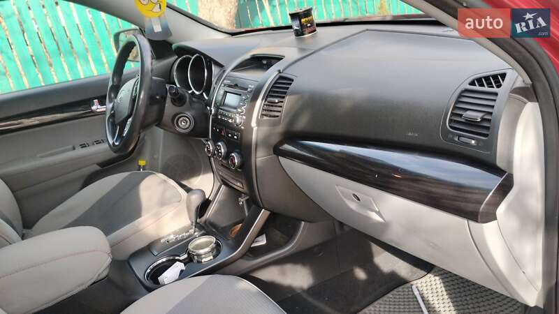 Внедорожник / Кроссовер Kia Sorento 2010 в Киеве фото 41 Внедорожник / Кроссовер Kia Sorento 2010 в Киеве
