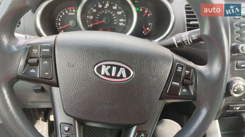 Внедорожник / Кроссовер Kia Sorento 2010 в Киеве фото 48 Внедорожник / Кроссовер Kia Sorento 2010 в Киеве