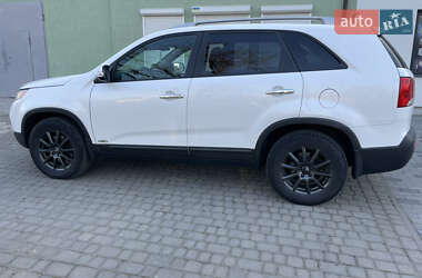 Позашляховик / Кросовер Kia Sorento 2011 в Івано-Франківську