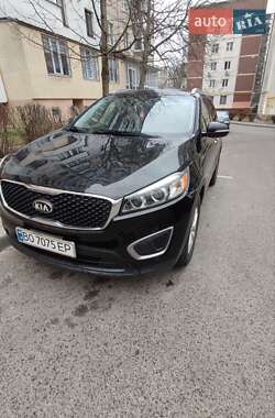 Внедорожник / Кроссовер Kia Sorento 2015 в 