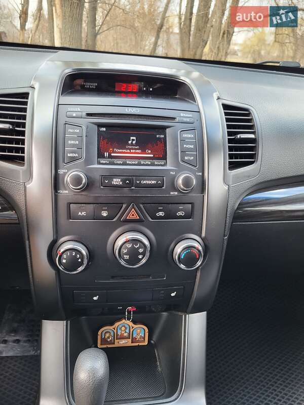 Внедорожник / Кроссовер Kia Sorento 2012 в Нежине