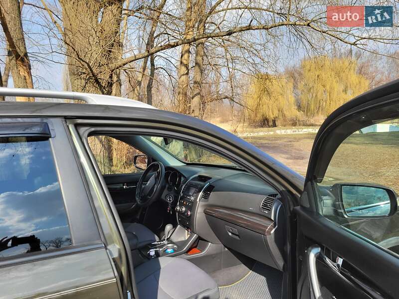 Внедорожник / Кроссовер Kia Sorento 2012 в Нежине