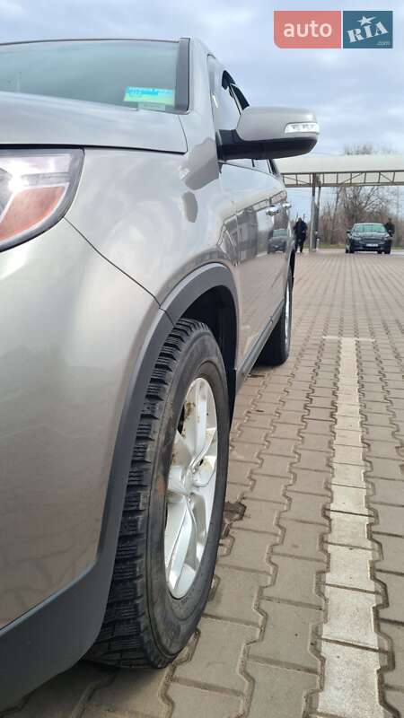 Позашляховик / Кросовер Kia Sorento 2014 в Кривому Розі